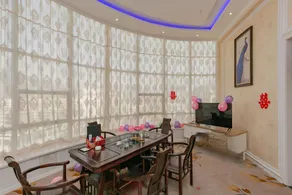 Western Family Hotel - Image 3