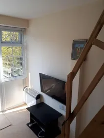 1-bed Apartment in Lewes Located Near Town Centre! - Image 5