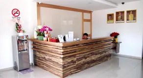 Aloha Hotel - Image 3