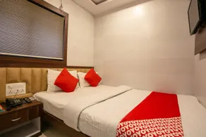 Townhouse Oak Ulwe - Image 2