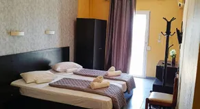 Vosporos Hotel - Image 2