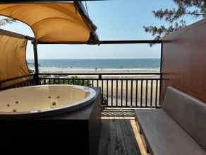 SinQ Beach Morjim - Image 2