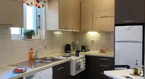 Bright and cozy apartment near the city center - Image 3