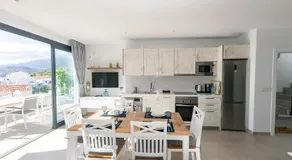 2 Bedroom Apartment in Cómpeta - Image 4