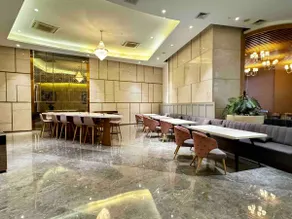 Grandeur Stay At Supernova Spira - Image 3