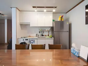 Cube Guesthouse - Image 2