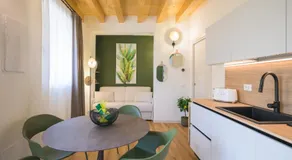 La Còrt Apartments 3 - Image 3
