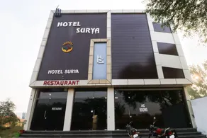 OYO Hotel Surya - Image 3