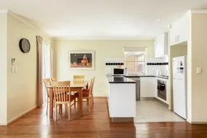 Buckingham Apartment - Image 4