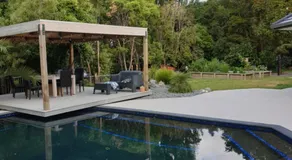Robyn's Retreat - Image 3