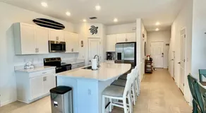 Nokomis Escape! Close to Beach, Relaxation & Eats - Image 3