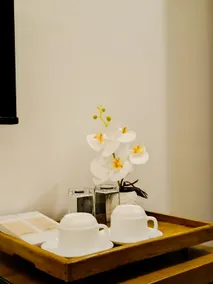 Cosy and Spacious Room and Asian Cuisine - Image 4