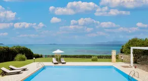 Beachfront Villa Victoras - With private beach - Image 5