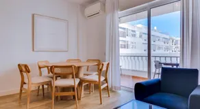 One step to the beach apartment - Image 3