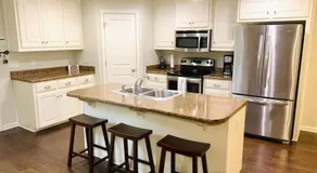 Peaceful 3BR/2BA Hidden Lake Home Near ACOM w/WiFi - Image 3