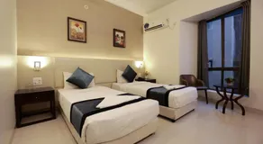 Hotel The White House Ahilyanagar - Image 2