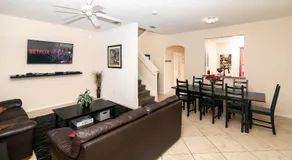 Regal Palms - Image 3