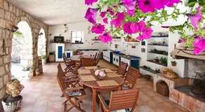 Rooms , FREE parking, beach, sea front Castle Zamagna, Mali Zaton bay - Image 4