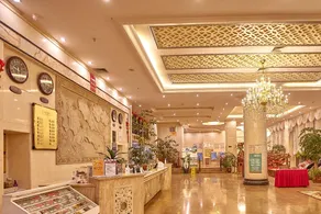 Zhennan Hotel - Image 5