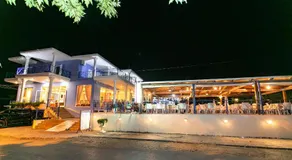 Sunrise Beach Hotel - Image 5