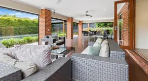 St Tropez - Tranquil Blairgowrie Escape - Image 3