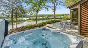 Riverfront Inn - Image 3