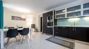 Chillgarden Apartments - Image 3