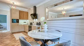 The Doors Boutique Apartments - Image 5
