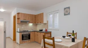 Apartamento con jardín y barbacoa | Vistas al mar - Image 4