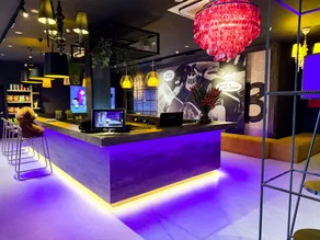 Bonbon Hotel - Image 2