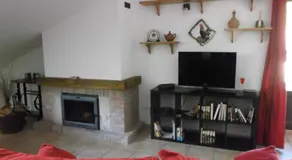 La Escuelona - Image 2