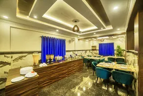 SM Royal Suites - Hotel near Kempegowda international Airport Bangalore - Image 2