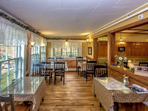 Bernerhof Inn Bed and Breakfast - Image 5