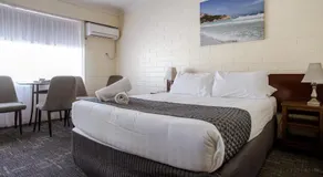 Bayview Motel - Image 2