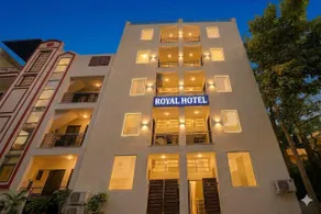 Royal Hotel - Image 3
