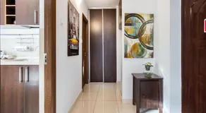 Titan - Park Lake - Studio 37 by MRG Apartments - Image 4