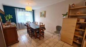 Grand gîte tout équipé à la ferme, idéal pour familles et amis, avec terrasse et proche de loisirs - Image 4