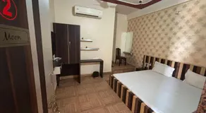 Hotel Shri Krishna - Image 4