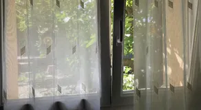 chambre privative au rez de jardin dans villa - Image 5