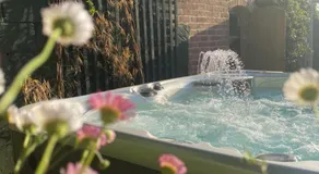 New Forest 2 bedroom Guest Suite & Hot Tub - Image 3