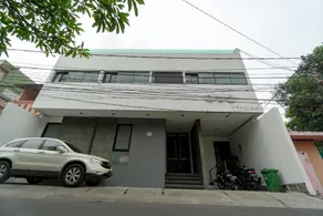 OYO 1953 Residence Stasiun Tebet Syariah - Image 5