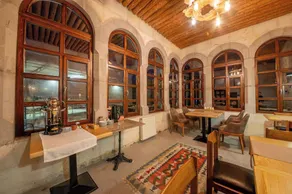 Kapalos Cave Hotel - Image 2