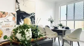 Brisbane Family House with Ensuite&Centralised A/C - Image 5
