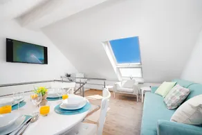 Voll ausgestattetes Ferienhaus mit Grill, Terrasse und privatem Pool | Wasserblick - Image 5