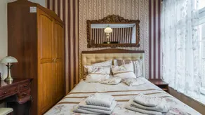 Maya's Flats & Resorts-Gdansk Old Town Artus - Image 5