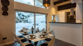 Chalet des Cimes est une location de vacances de luxe à Chamonix avec 4 chambres - Image 2