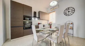 Seaview Promenade Maisonette 3BR 2BA - Image 3