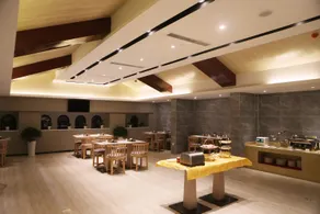 Lavande Hotel Guiyang Huaxi Park - Image 3