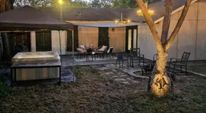 Prime Austin Jacuzzi Firepit and BBQ - Image 5