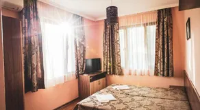 Family hotel Borovitsa - Image 2